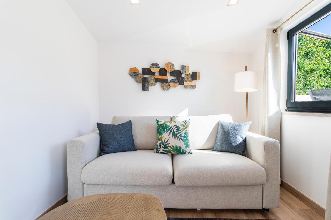 Ferienwohnung Perfect 1 Bed In Chiado With Terrace And Aircon Lissabon Exterior foto